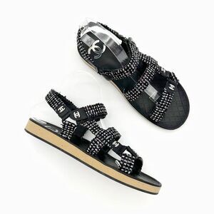 CHANEL Black Tweed Sequin Crystal Interlocking CC Dad Sandal Size 39.5 Slingback
